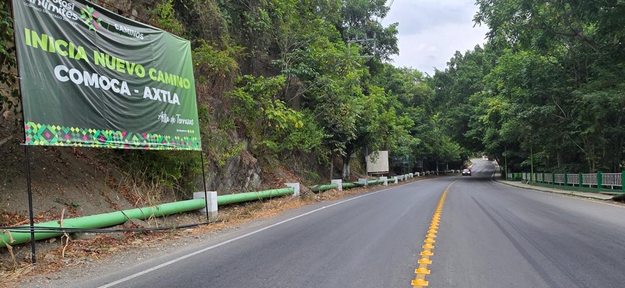 CARRETERA COMOCA-AXTLA QUEDA TOTALMENTE OPERATIVA TRAS DAÑOS POR TROMBA