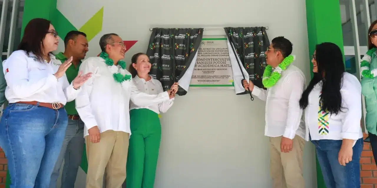 DOCENTES Y ALUMNOS DE LA UNIVERSIDAD INTERCULTURAL DE MATLAPA RECONOCEN RESPALDO DE RICARDO GALLARDO