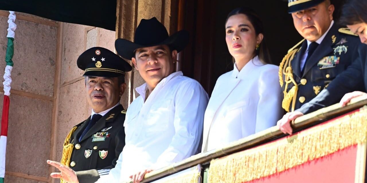 EL GOBERNADOR RICARDO GALLARDO ENCABEZA DESFILE CÍVICO-MILITAR Y ENALTECE EL ORGULLO DE SER MEXICANOS