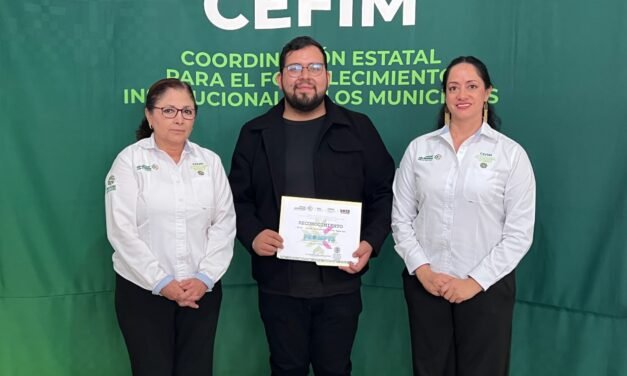 MÁS DE 140 SERVIDORES MUNICIPALES APRENDEN A UTILIZAR INTELIGENCIA ARTIFICIAL