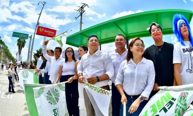 EL GOBERNADOR RICARDO GALLARDO ARRANCA LA NUEVA REDMETRO EN RIOVERDE