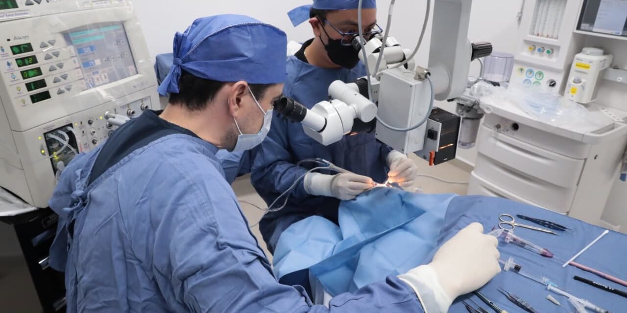 DIF ESTATAL DEVUELVE LA VISIÓN A ADULTOS MAYORES CON CIRUGÍAS GRATUITAS