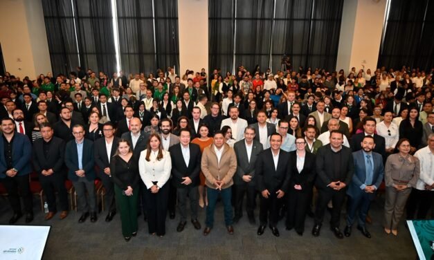 RICARDO GALLARDO ENCABEZA FORO ESTATAL PARA GARANTIZAR EL USO RESPONSABLE DE DISPOSITIVOS DIGITALES EN ESCUELAS
