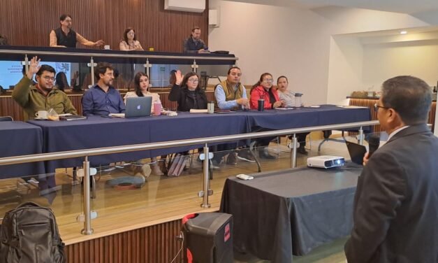 CEA CAPACITA A ORGANISMOS DE AGUA PARA RECUPERAR CARTERA VENCIDA