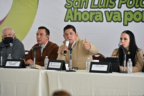EL GOBERNADOR RICARDO GALLARDO SE REÚNE CON SU GABINETE ESTATAL Y ORDENA REVISIÓN EXHAUSTIVA DE DEPENDENCIAS